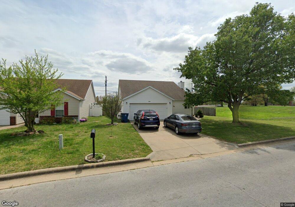 1056 Butterfield Dr, Nixa, MO 65714 - photo 1