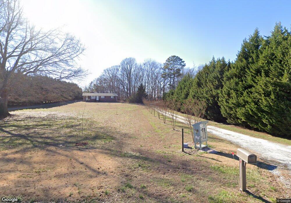 421 Meadow Rd, Inman, SC 29349 - photo 1
