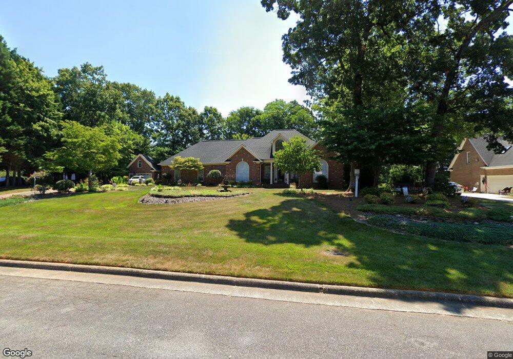 1058 Anns Ct, Asheboro, NC 27205 - photo 1