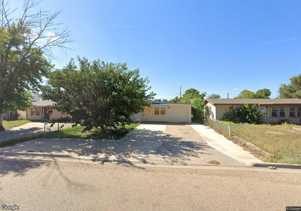 109 N Birge Ave, Dumas, TX 79029 - photo 1