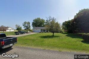 414 N Springfield Rd, Raymond, IL 62560