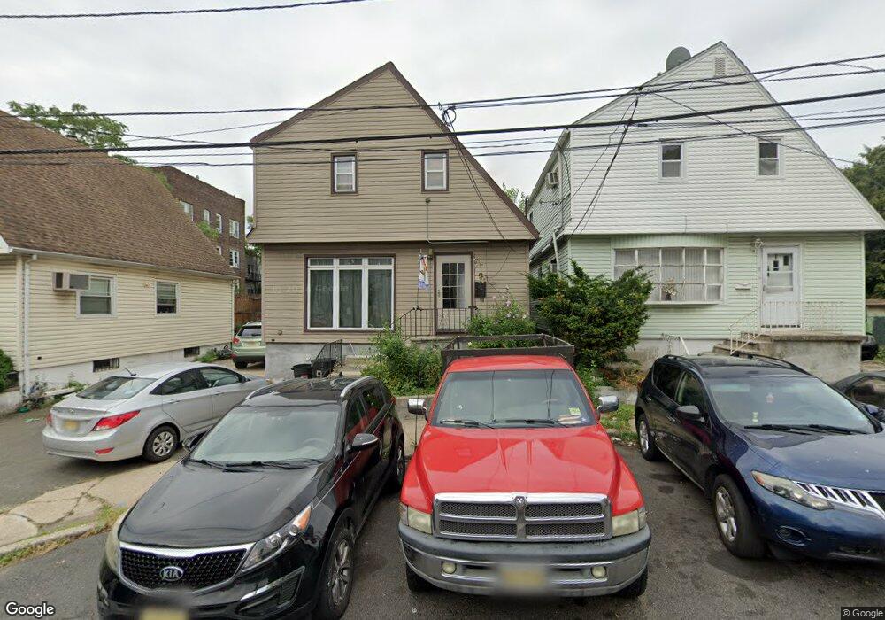 9 Murylu Dr, Jersey City, NJ 07305 - photo 1