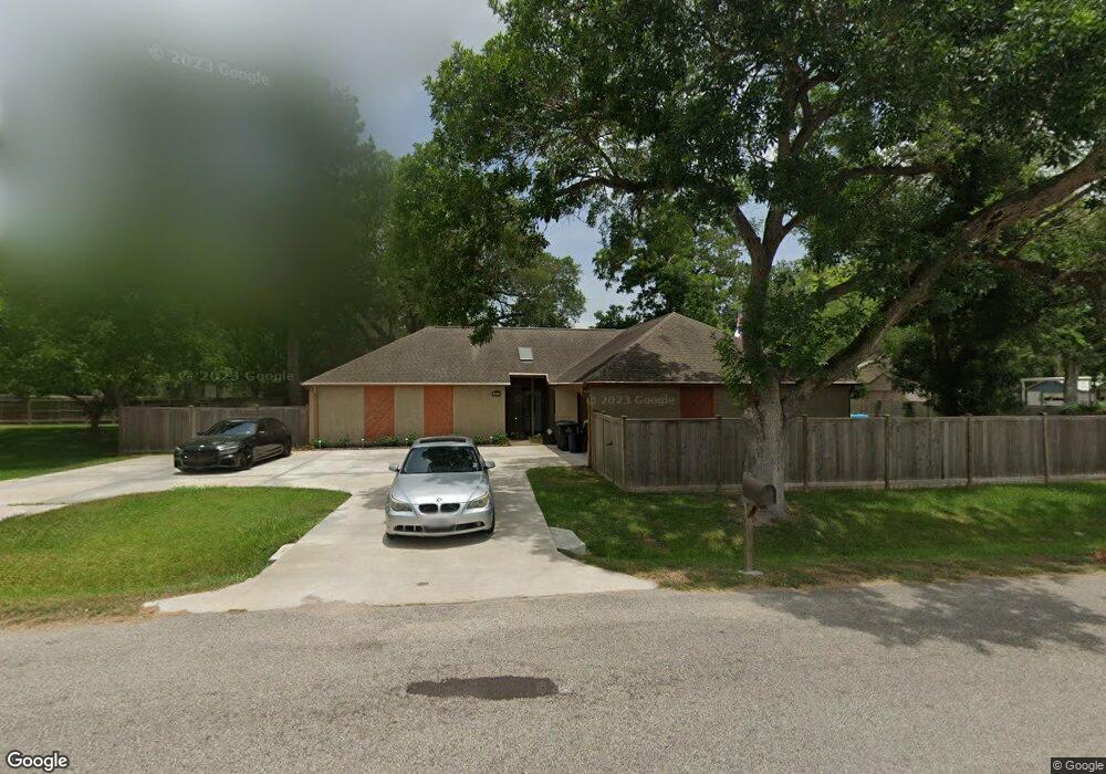 205 S Durant St, Alvin, TX 77511 - photo 1