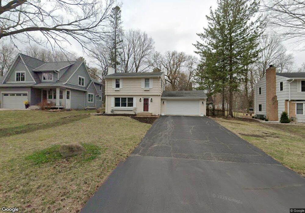 18945x Easton Rd, Deephaven, MN 55391 - photo 1