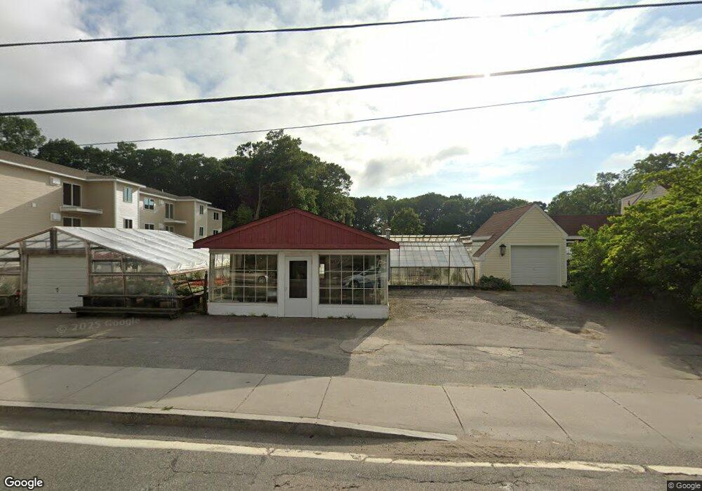 659 Metacom Ave, Warren, RI 02885 - photo 1