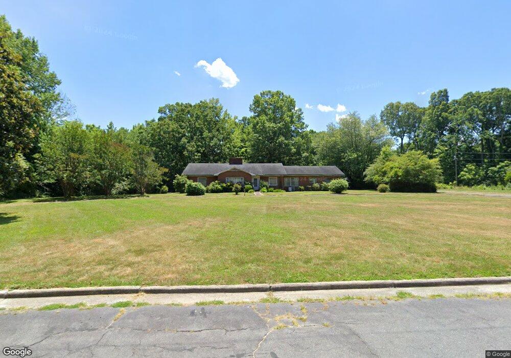 527 Sherwood Ave, Asheboro, NC 27205 - photo 1