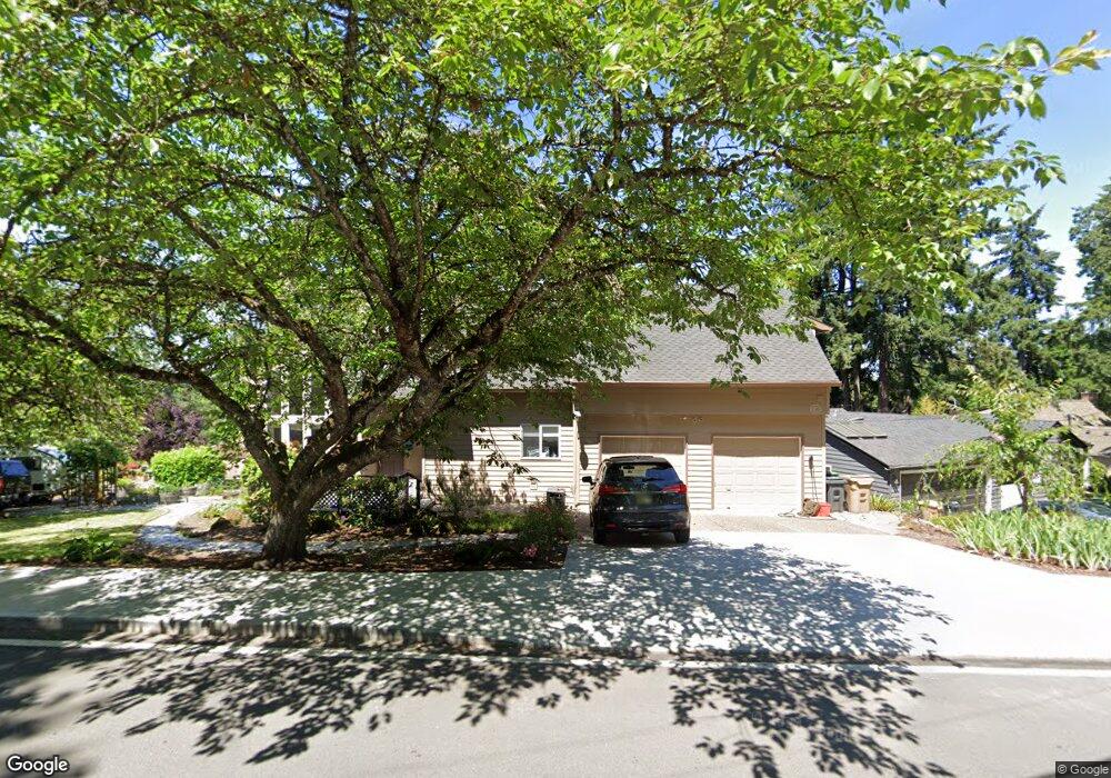 1725 Hallinan St, Lake Oswego, OR 97034 - photo 1