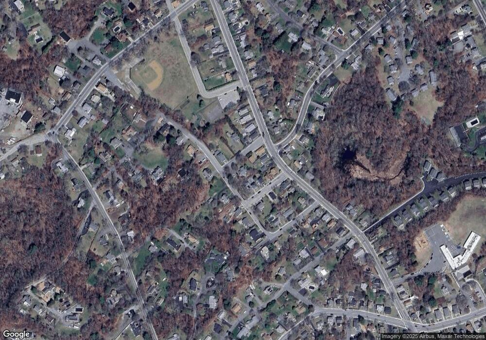 6 Cotton St, Plymouth, MA 02360 - photo 1