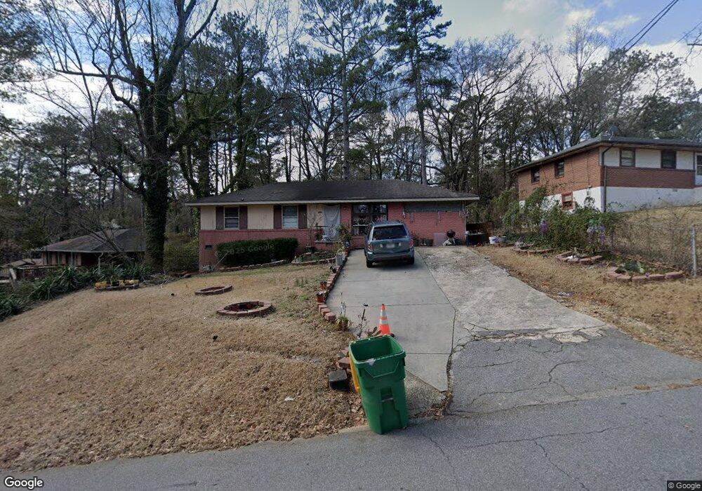 4900 Bartlett Rd, Forest Park, GA 30297 - photo 1