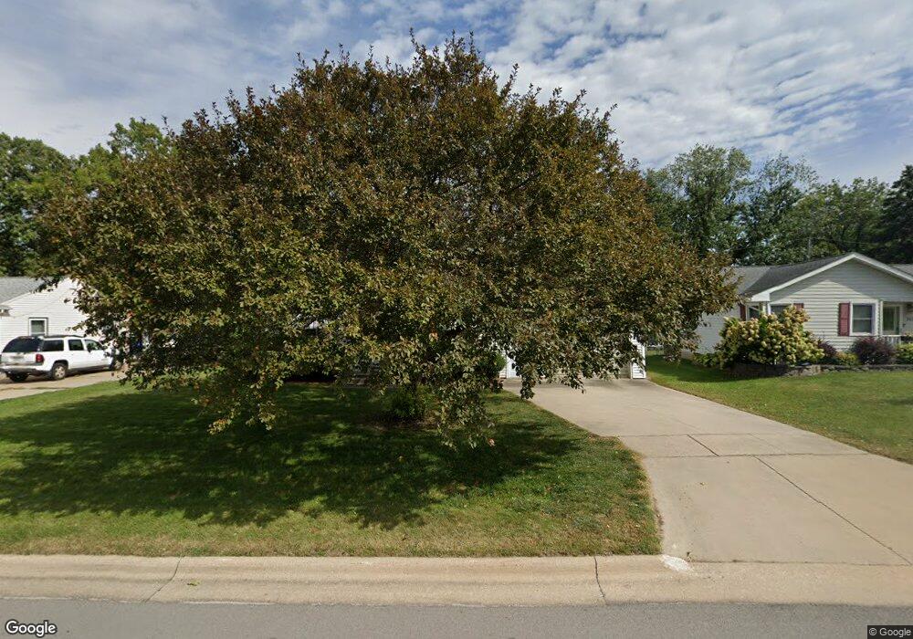 753 Stephan Ave, Waterloo, IA 50701 - photo 1