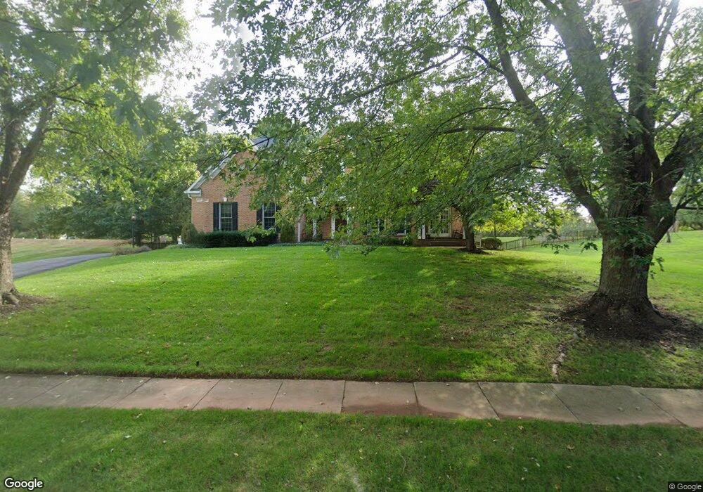 12807 Holly Grove Ct, Fairfax, VA 22033 - photo 1