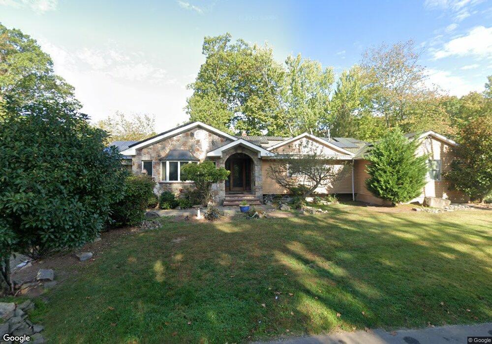 21 Frances Rd, Edison, NJ 08820 - photo 1