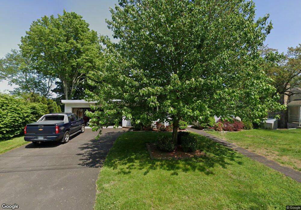 72 Calhoun Ave, Trumbull, CT 06611 - photo 1