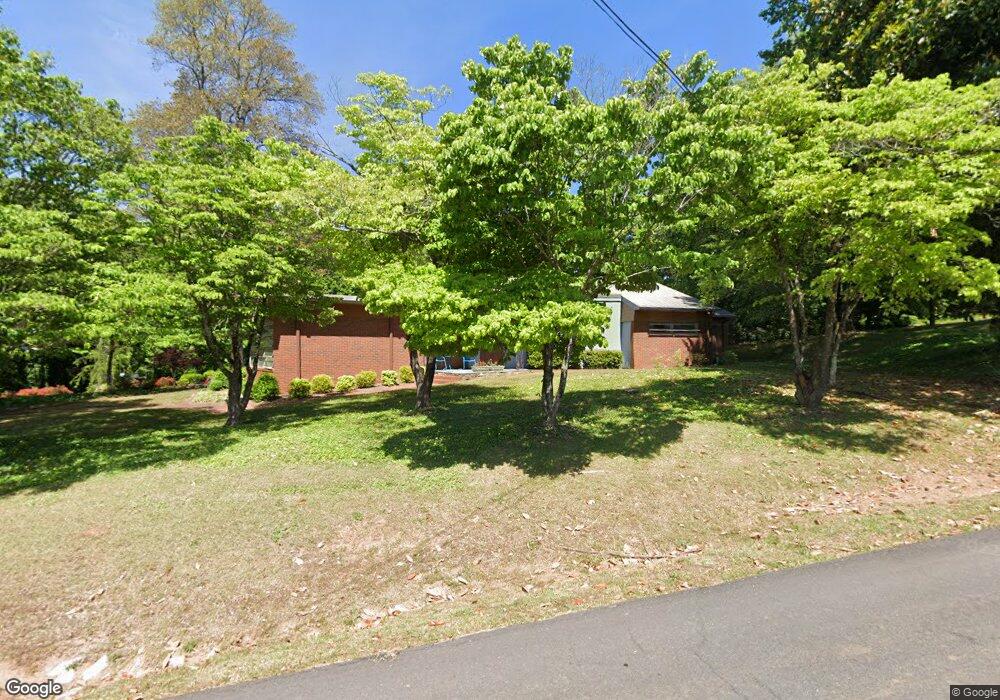 664 Chenocetah Dr, Cornelia, GA 30531 - photo 1