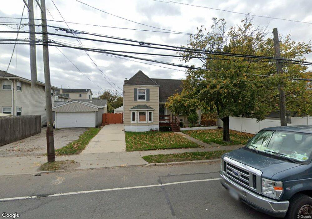 477 Peninsula Blvd, Cedarhurst, NY 11516 - photo 1