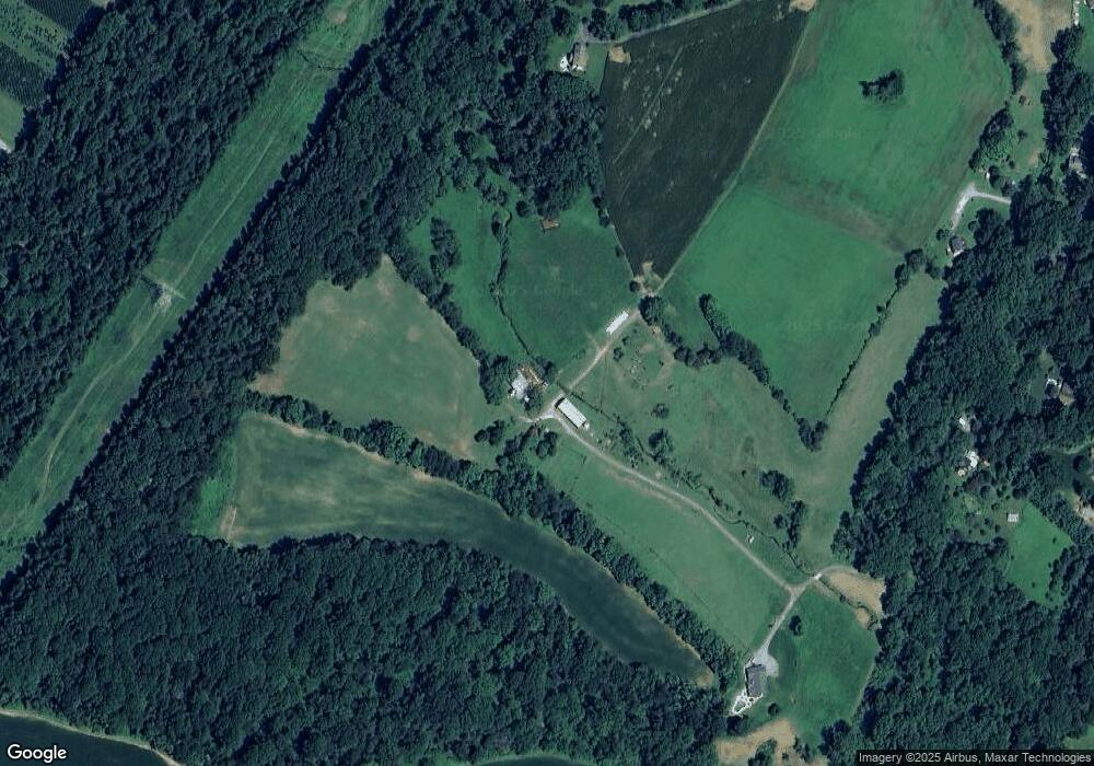 845 Conaway Ln, Sykesville, MD 21784 - photo 1