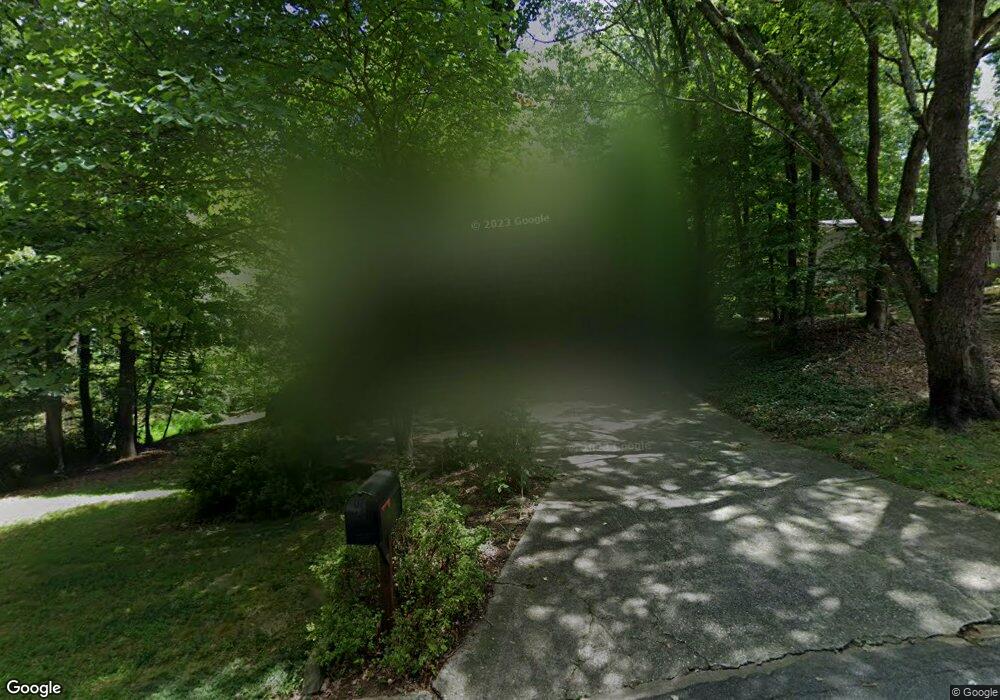 1000 Martin Ridge Rd, Roswell, GA 30076 - photo 1