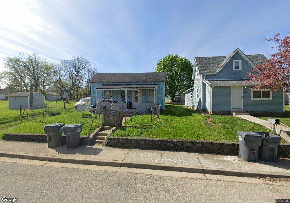 929 Hazlett St, Anderson, IN 46016 - photo 1