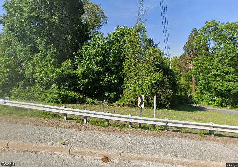 223 Scituate Ave, Cranston, RI 02921 - photo 1