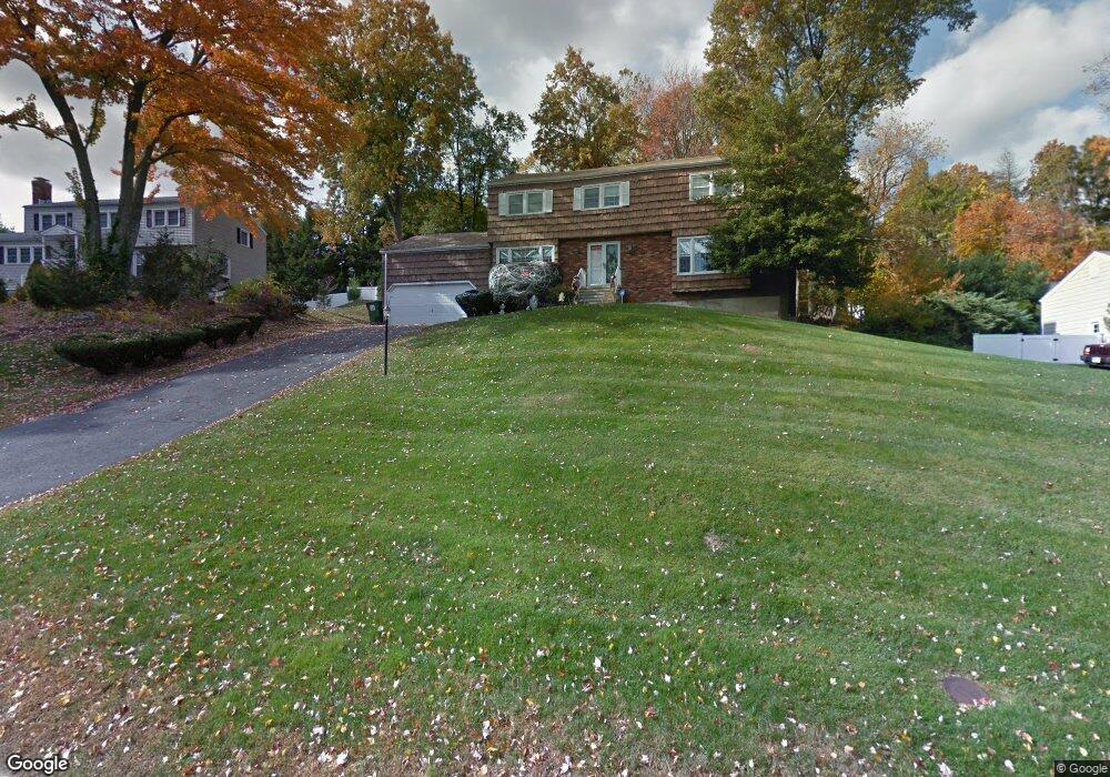 50 Frost Hill Rd, Trumbull, CT 06611 - photo 1