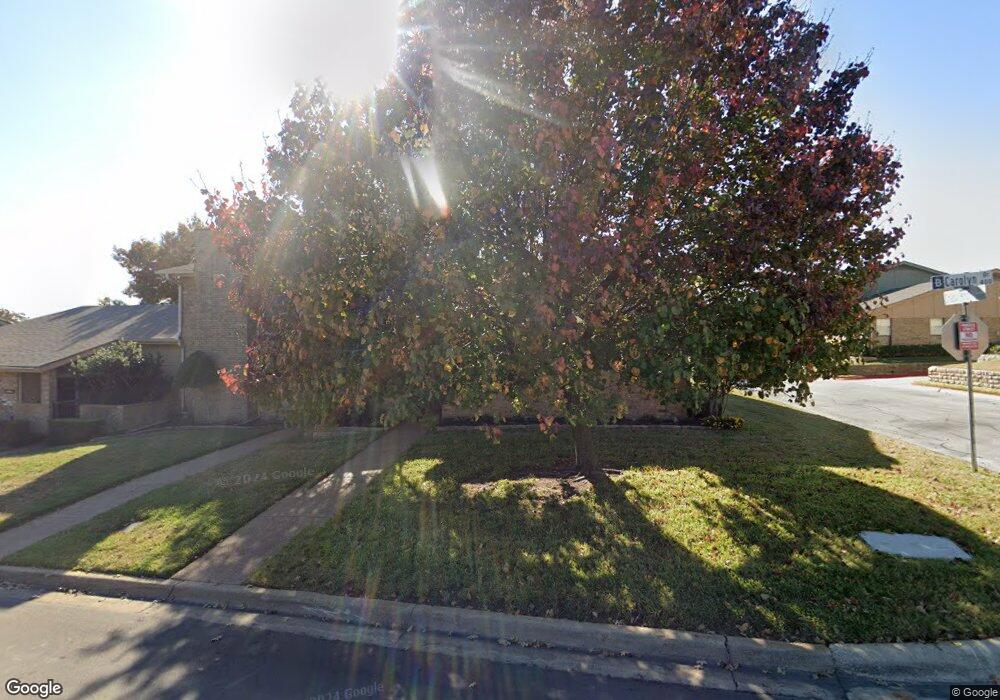 3009 Shady Knoll Ln, Bedford, TX 76021 - photo 1