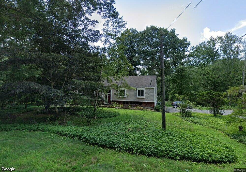 14 Coult Ln, Old Lyme, CT 06371 - photo 1