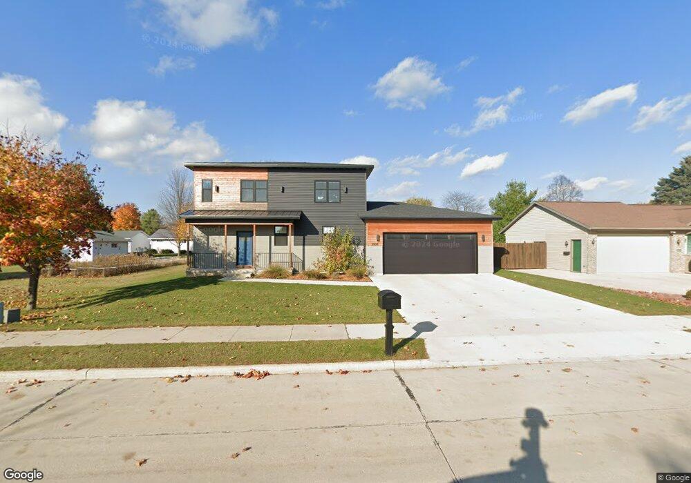 3008 44th St, Two Rivers, WI 54241 - photo 1