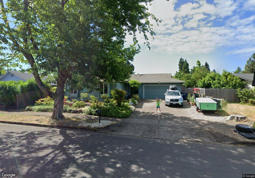 1265 W Olympic St, Springfield, OR 97477 - photo 1