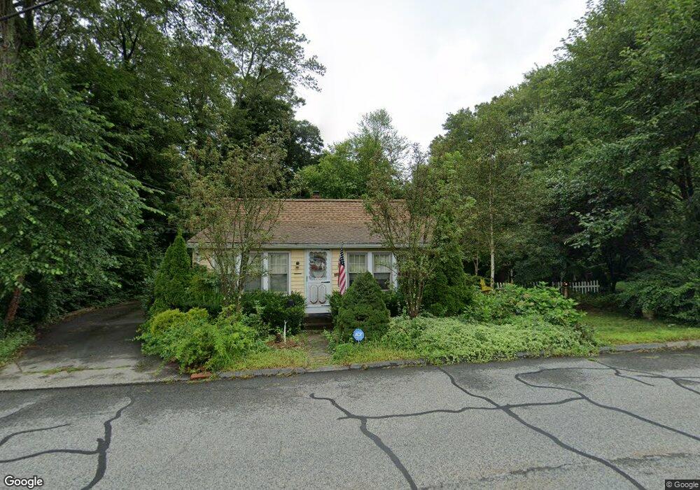 134 Killingly Dr, Danielson, CT 06239 - photo 1