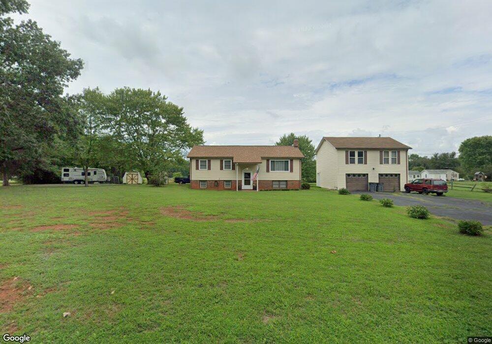 7208 Covingtons Corner Rd, Bealeton, VA 22712 - photo 1