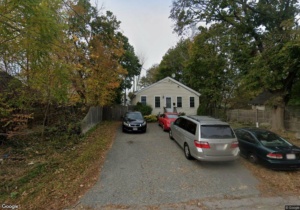 14 Dupont Cir, Brockton, MA 02302 - photo 1