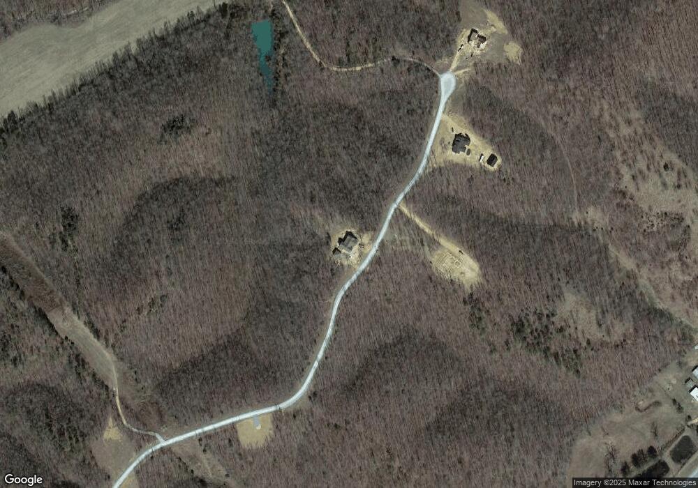 269 Saddlebrook Dr, Hohenwald, TN 38462 - photo 1