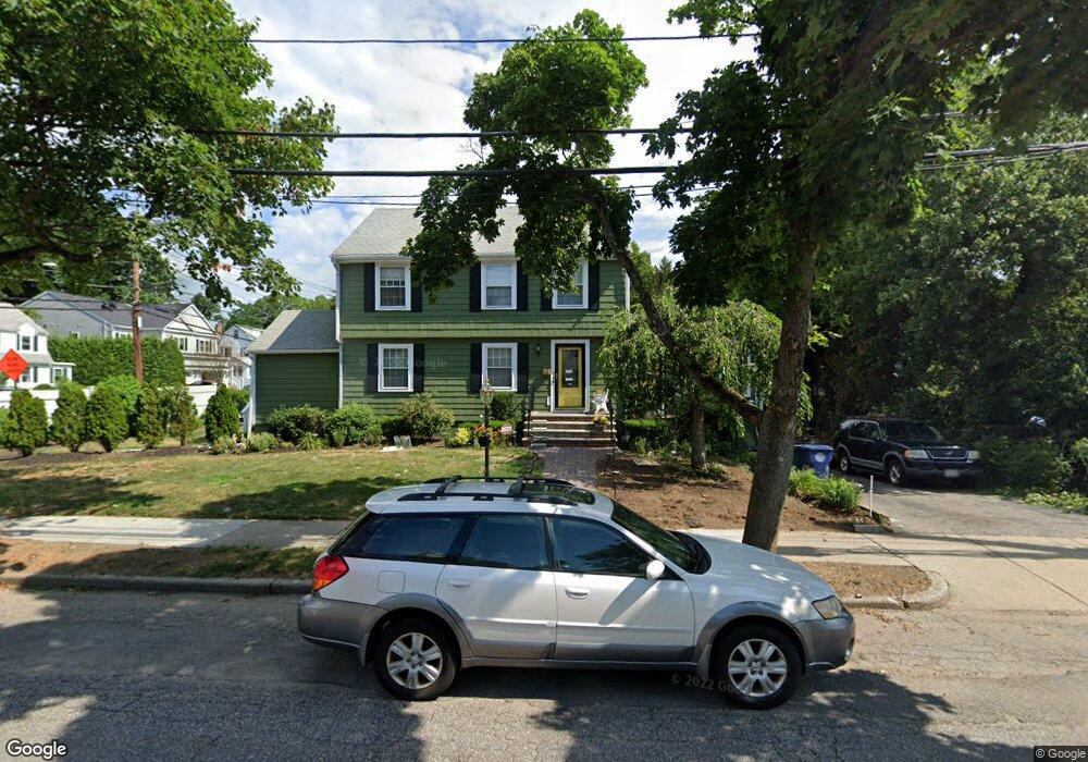 77 Heatherland Rd, Newton Highlands, MA 02461 - photo 1