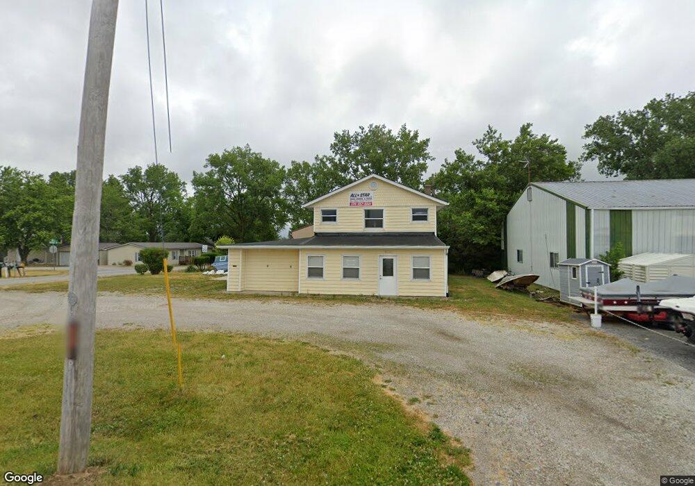 8106 E Hatchery Rd, Syracuse, IN 46567 - photo 1