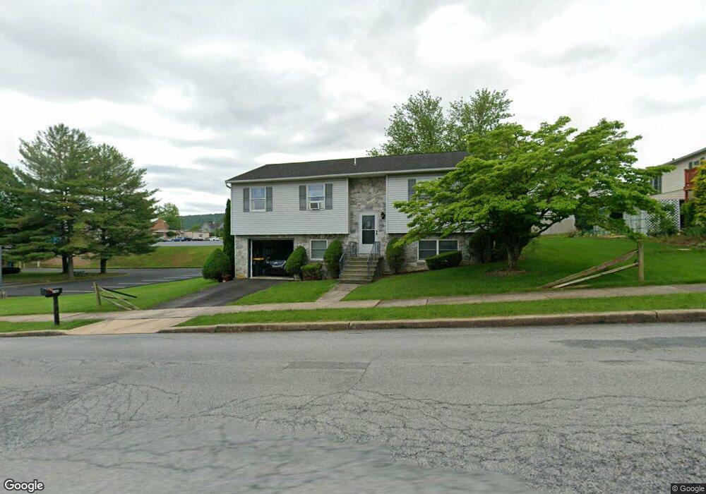 348 Lyman Ave, Womelsdorf, PA 19567 - photo 1