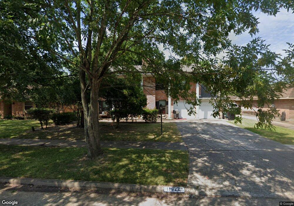 11922 Kirkbriar Dr, Houston, TX 77089 - photo 1