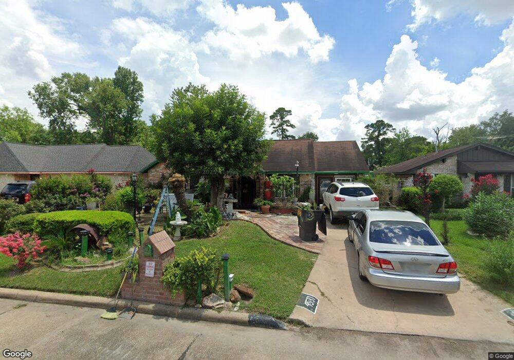 4531 Oak Shadows Dr, Houston, TX 77091 - photo 1