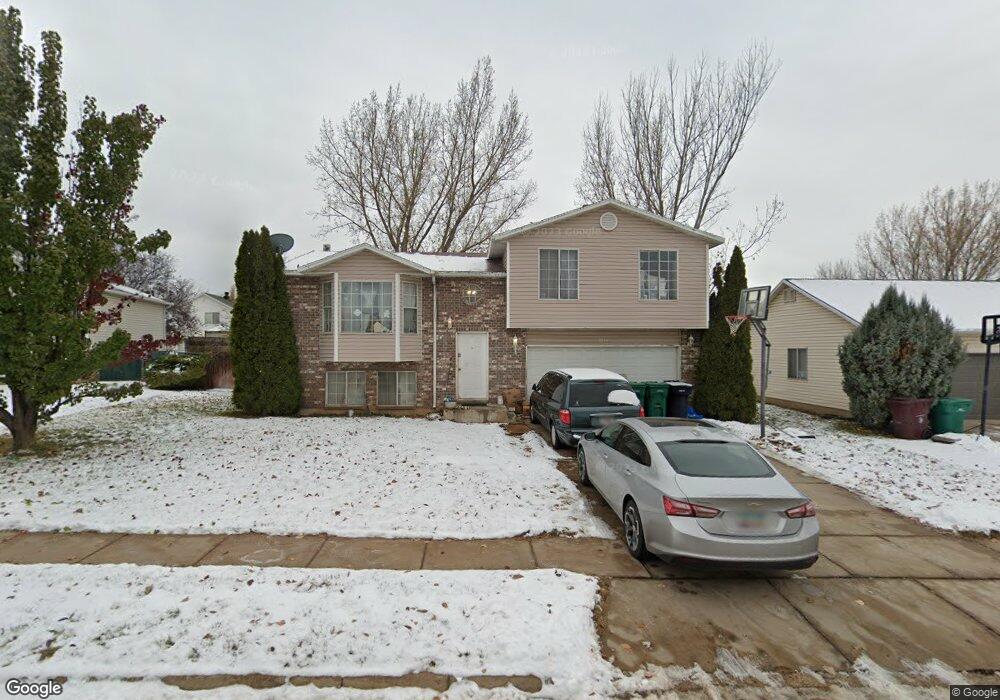 2721 W 4225 S, Roy, UT 84067 - photo 1