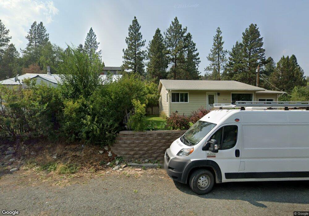 215 N Humbolt St, Canyon City, OR 97820 - photo 1