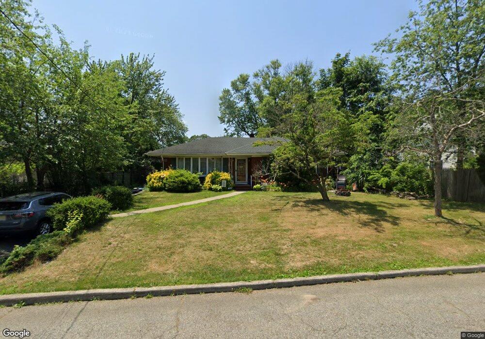 7 Oak Ln, Matawan, NJ 07747 - photo 1