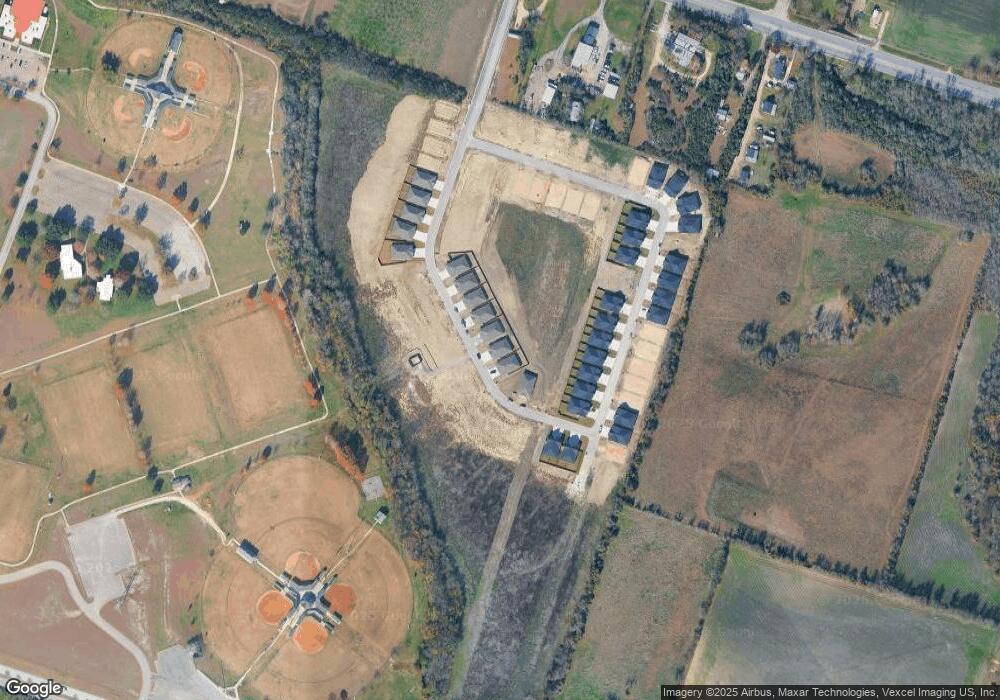 225 Dolphin Dr, Temple, TX 76501 - photo 1