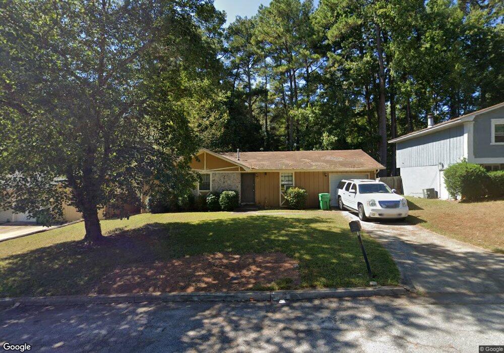 2312 Cherokee Valley Cir, Lithonia, GA 30058 - photo 1