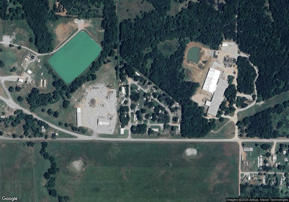 166 Walnut Creek Mh Park, Chouteau, OK 74337 - photo 1