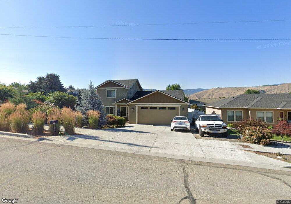 1732 Soden St SE, East Wenatchee, WA 98802 - photo 1