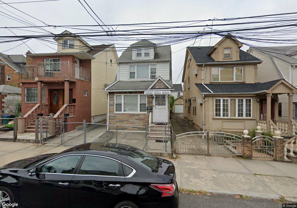 6140 159th St, Fresh Meadows, NY 11365 - photo 1