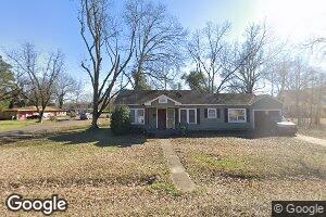 110 Valley St, Delhi, LA 71232