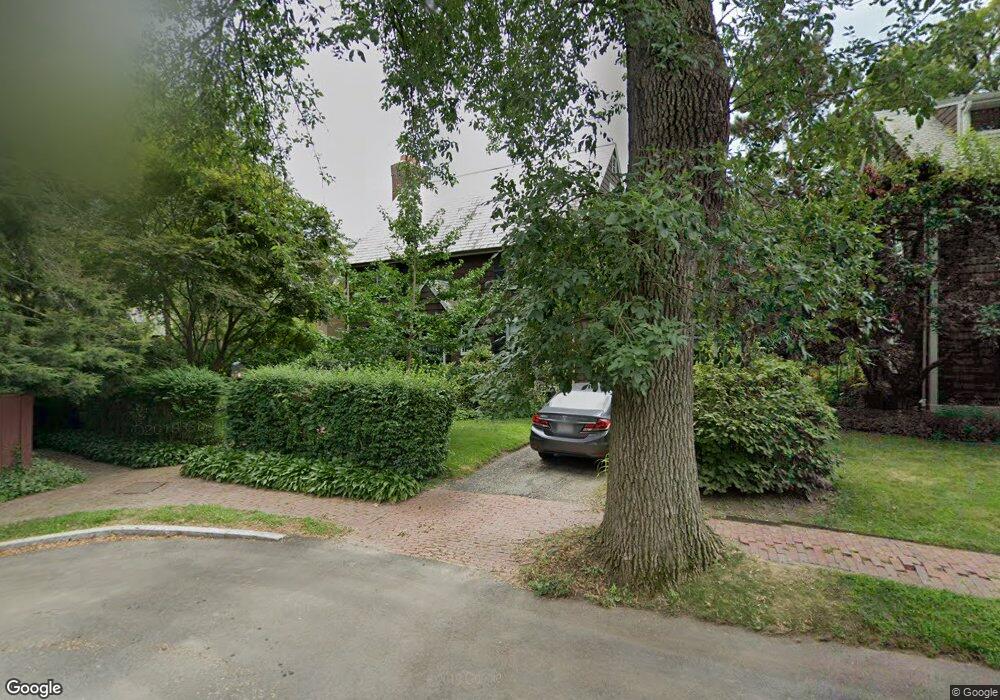 12 Gray Gardens W unit 14, Cambridge, MA 02138 - photo 1