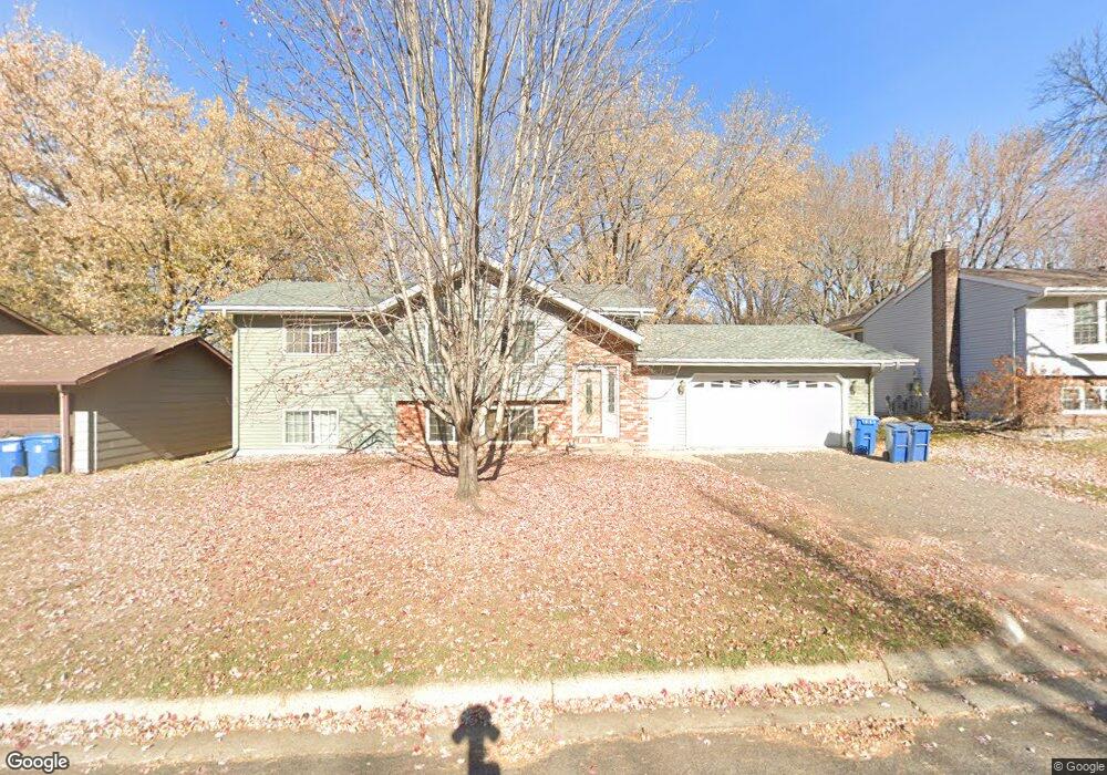 729 11th St N, Sauk Rapids, MN 56379 - photo 1