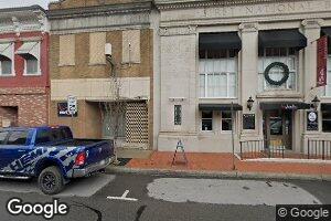 17 S Market St, Selinsgrove, PA 17870