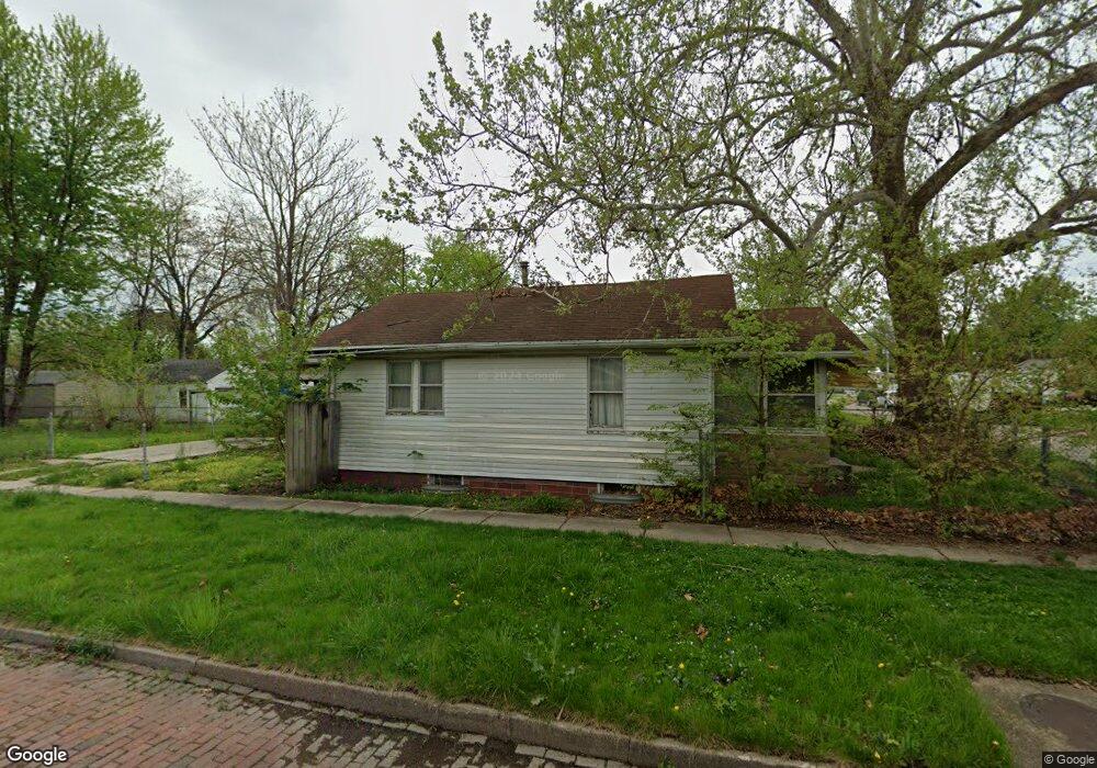 521 E 24th St, Des Moines, IA 50317 - photo 1